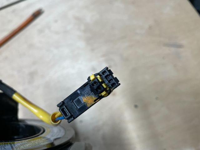 bontott SUZUKI SWIFT IV Légzsák Átvezető Szalagkábel