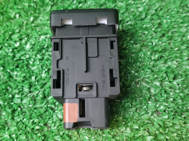 bontott SUZUKI SWIFT IV Menetstabilizátor Kapcsoló