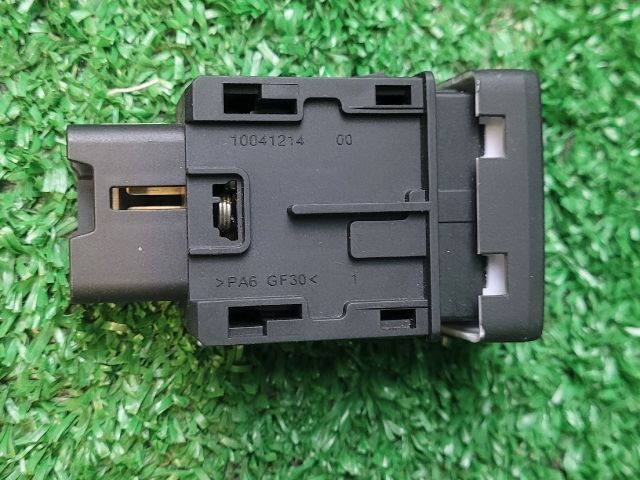 bontott SUZUKI SWIFT IV Menetstabilizátor Kapcsoló