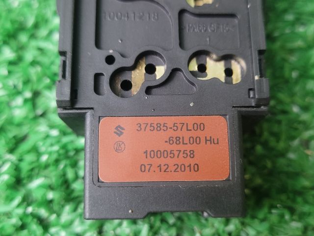 bontott SUZUKI SWIFT IV Menetstabilizátor Kapcsoló