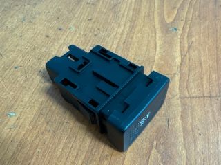 bontott SUZUKI SWIFT IV Menetstabilizátor Kapcsoló