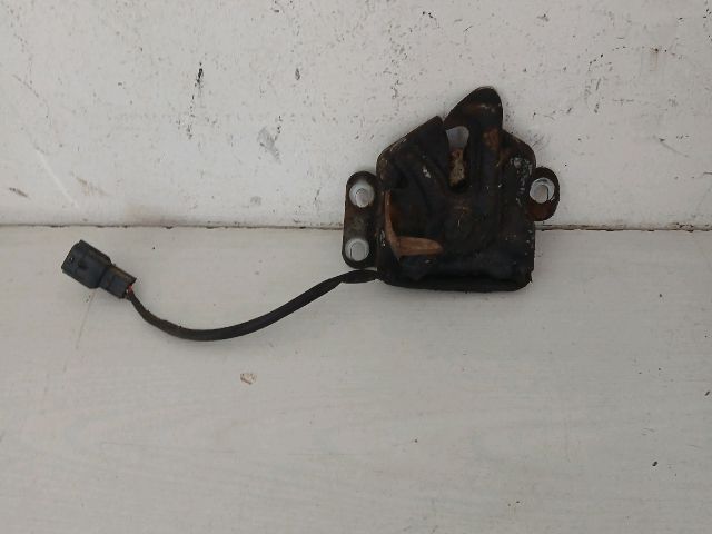 bontott SUZUKI SWIFT IV Motorháztető Zárszerkezet