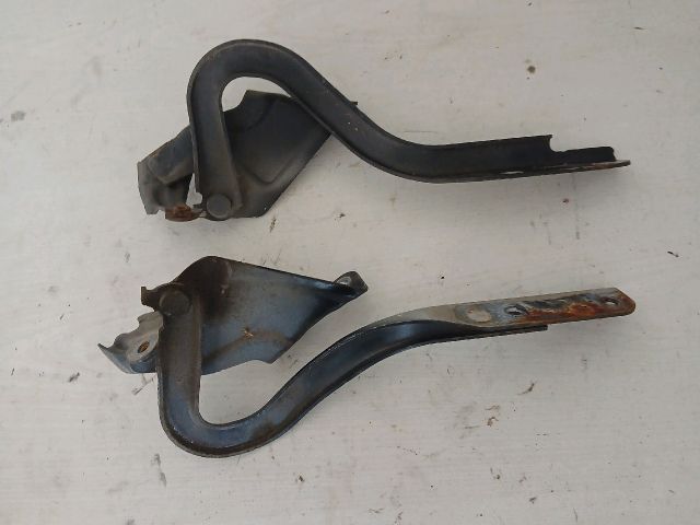 bontott SUZUKI SWIFT IV Motorháztető Zsanér Pár