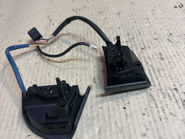 bontott SUZUKI SWIFT IV Multikormány Kapcsoló Pár