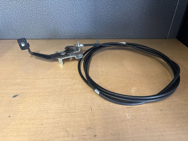 bontott SUZUKI SWIFT IV Tankajtó Nyitó Bowden