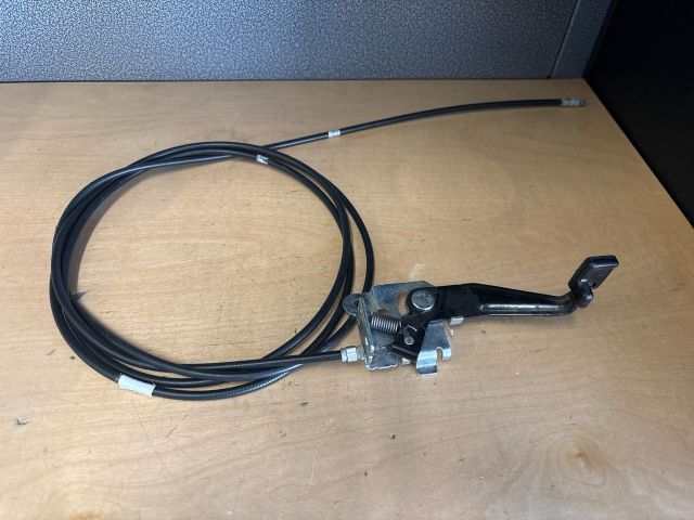 bontott SUZUKI SWIFT IV Tankajtó Nyitó Bowden