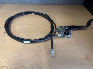 bontott SUZUKI SWIFT IV Tankajtó Nyitó Bowden