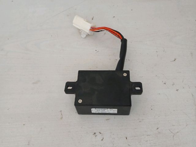 bontott SUZUKI SWIFT IV Tolatóradar Elektronika