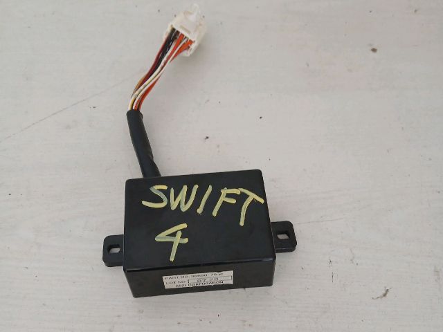 bontott SUZUKI SWIFT IV Tolatóradar Elektronika
