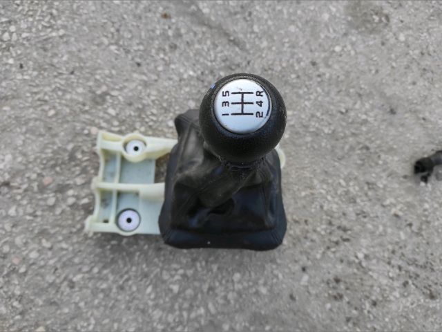 bontott SUZUKI SWIFT IV Váltógomb