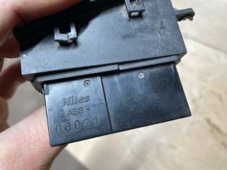 bontott SUZUKI SWIFT IV Vészvillogó Kapcsoló