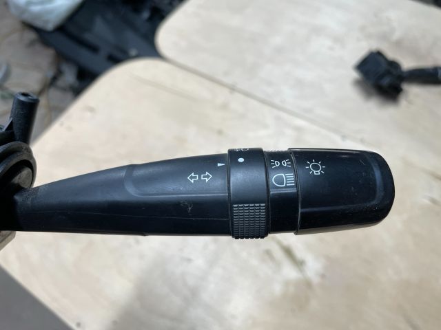 bontott SUZUKI SWIFT IV Világítás Kapcsoló