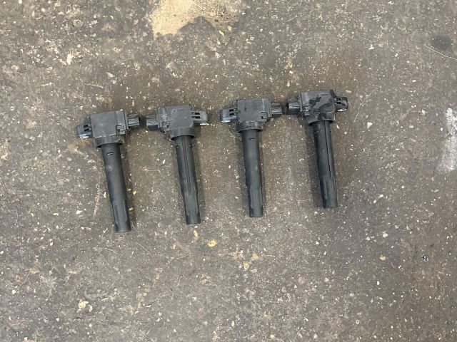 bontott SUZUKI SWIFT V Gyújtótrafó Szett