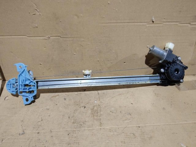 bontott SUZUKI SWIFT V Bal első Ablakemelő Szerkezet (Elektromos)