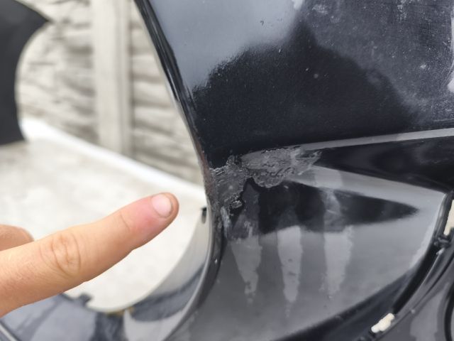 bontott SUZUKI SWIFT V Első Lökhárító (Üresen)