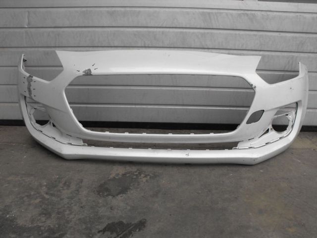 bontott SUZUKI SWIFT V Első Lökhárító (Üresen)