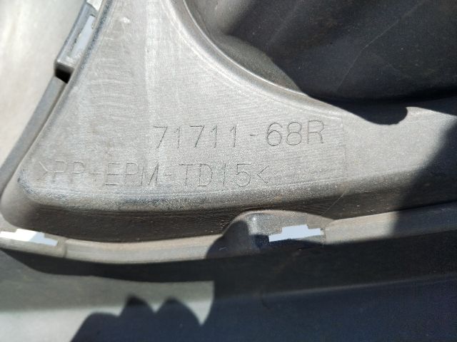 bontott SUZUKI SWIFT V Első Lökhárító (Üresen)