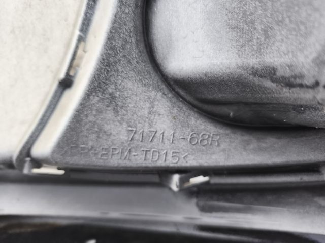 bontott SUZUKI SWIFT V Első Lökhárító (Üresen)