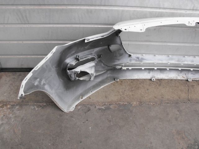 bontott SUZUKI SWIFT V Első Lökhárító (Üresen)