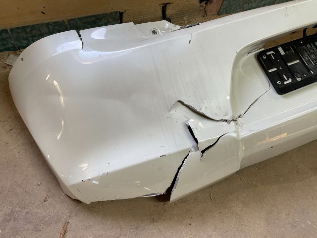 bontott SUZUKI SWIFT V Hátsó Lökhárító (Üresen)