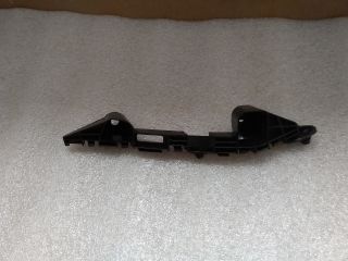 bontott SUZUKI SWIFT V Jobb első Oldal Lökhárító Tartó (Műanyag)