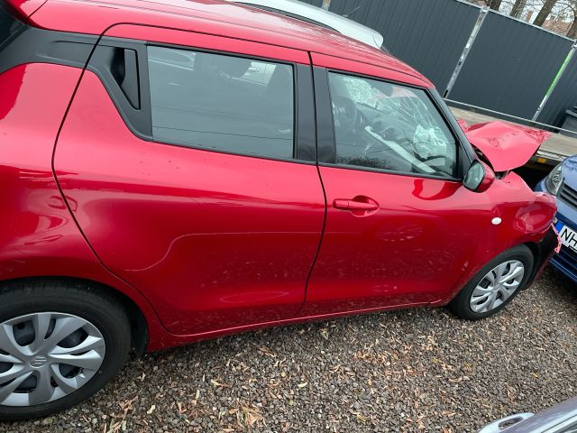 bontott SUZUKI SWIFT V Jobb hátsó Sárvédő