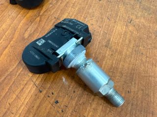 bontott SUZUKI SWIFT V Okos Kerékszelep