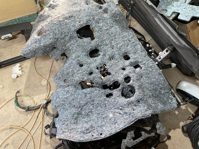 bontott SUZUKI SWIFT V Tűzfal Szigetelés