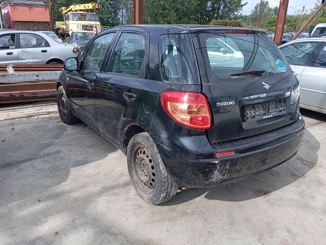 bontott SUZUKI SX4 Bal első Csonkállvány Kerékaggyal