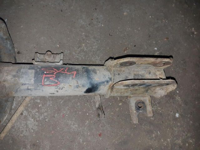 bontott SUZUKI SX4 Bal első Lengéscsillapító