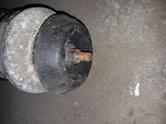 bontott SUZUKI SX4 Bal első Lengéscsillapító