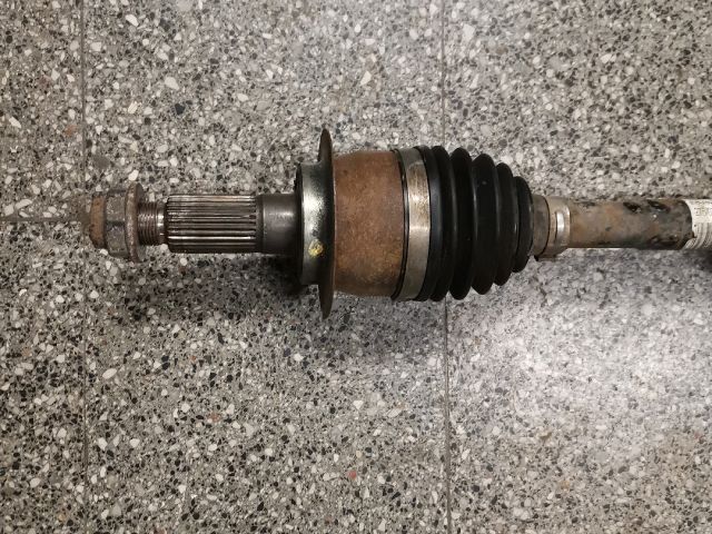 bontott SUZUKI SX4 Bal Féltengely