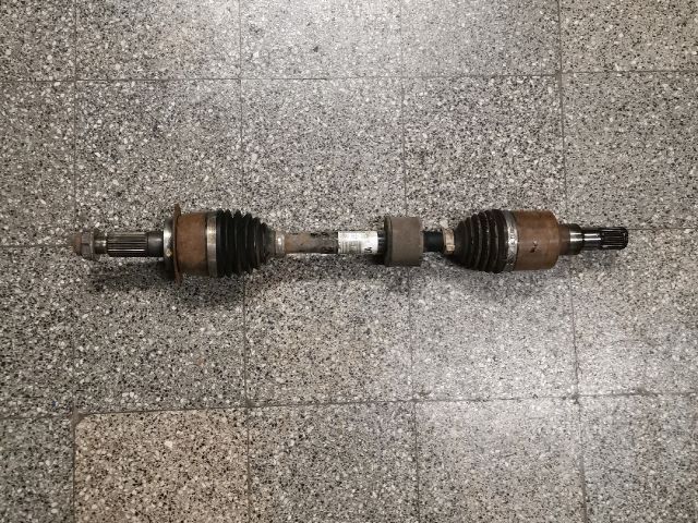 bontott SUZUKI SX4 Bal Féltengely