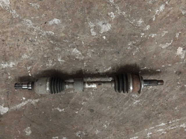 bontott SUZUKI SX4 Bal Féltengely