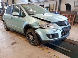 bontott SUZUKI SX4 Billenésgátló Bak