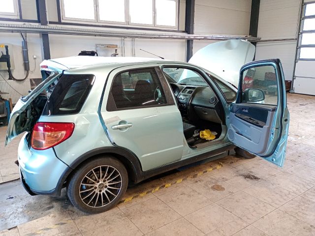 bontott SUZUKI SX4 Billenésgátló Bak