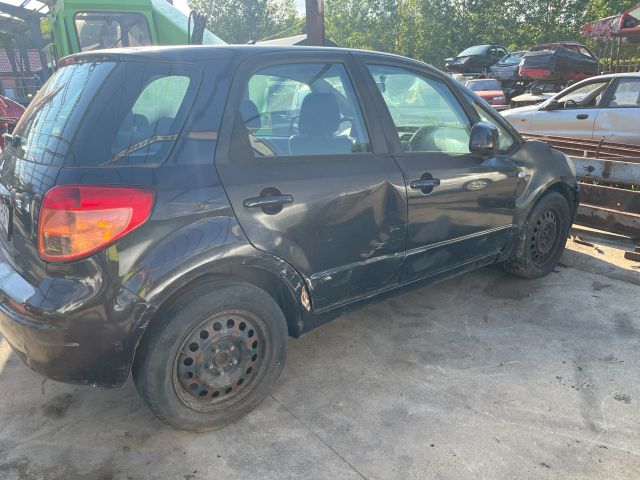 bontott SUZUKI SX4 Fojtószelep (Mechanikus)