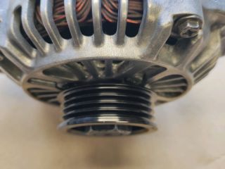 bontott SUZUKI SX4 Generátor