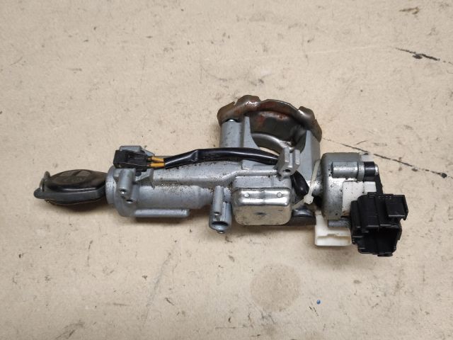 bontott SUZUKI SX4 Gyújtáskapcsoló