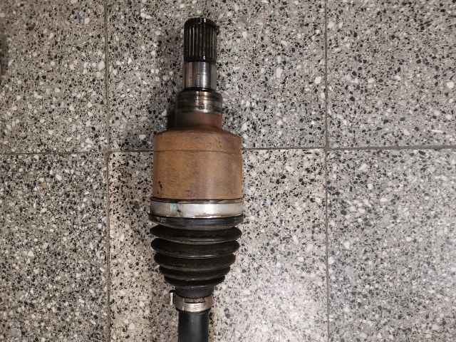 bontott SUZUKI SX4 Jobb Féltengely