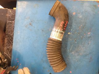 bontott SUZUKI SX4 Légbeömlő Cső