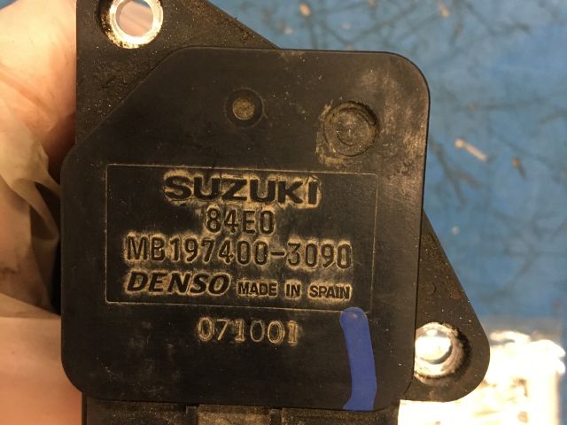 bontott SUZUKI SX4 Légtömegmérő