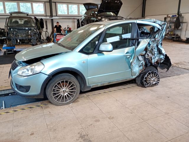 bontott SUZUKI SX4 Motor Tartó Bak Jobb