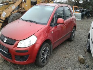 bontott SUZUKI SX4 Motor Tartó Bak Jobb