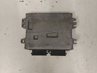 bontott SUZUKI SX4 Motorvezérlő