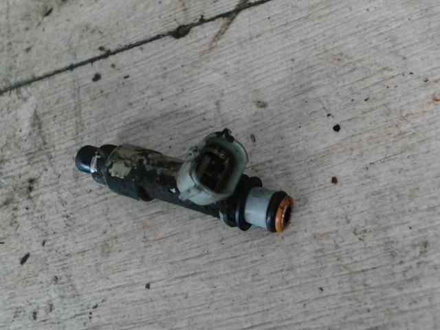 bontott SUZUKI SX4 Porlasztó (1 db)