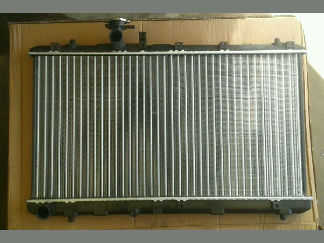 bontott SUZUKI SX4 Vízhűtő Radiátor (Klímás)