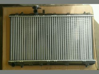 bontott SUZUKI SX4 Vízhűtő Radiátor (Klímás)