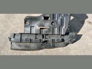 bontott SUZUKI SX4 Alsó Motorburkolat