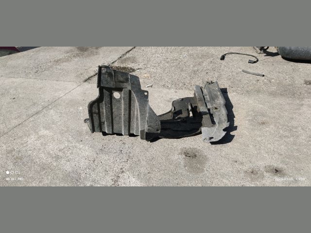 bontott SUZUKI SX4 Alsó Motorburkolat